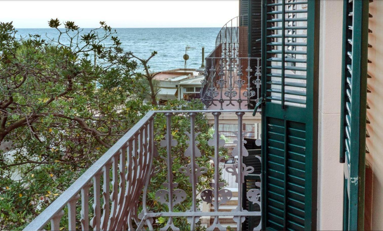 Hotel Kalima Beach Caldes D'Estrach Zimmer foto